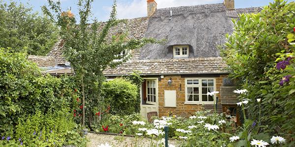 Cute and traditional 18th century Rose Cottage